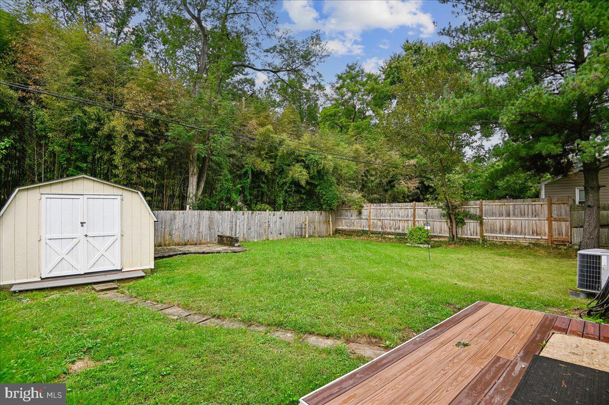 1403 Saunders Way Property Photo 27