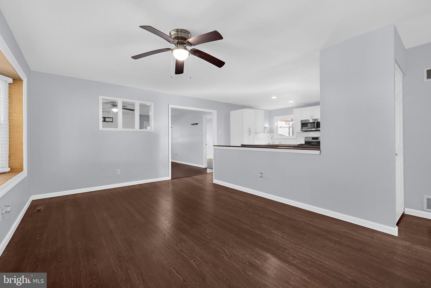 317 S Carolina Ave Property Photo 5