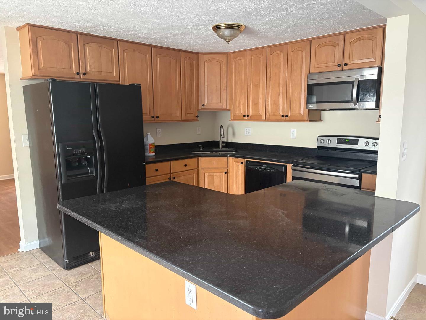 1450 Gesna Dr Property Photo 6