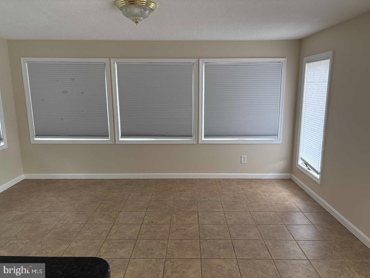 1450 Gesna Dr Property Photo 8