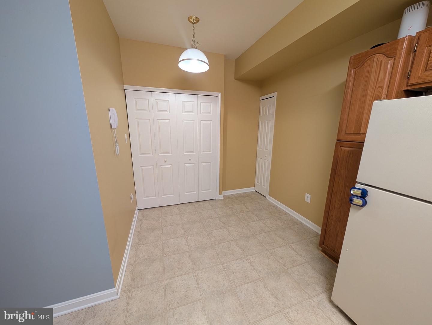 1657 Fallowfield Ct Property Photo 9