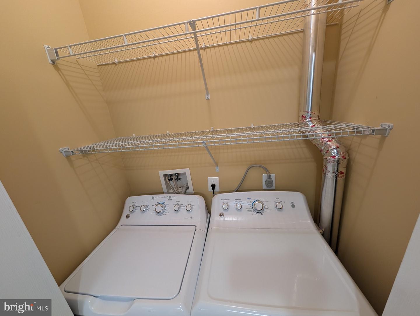 1657 Fallowfield Ct Property Photo 40