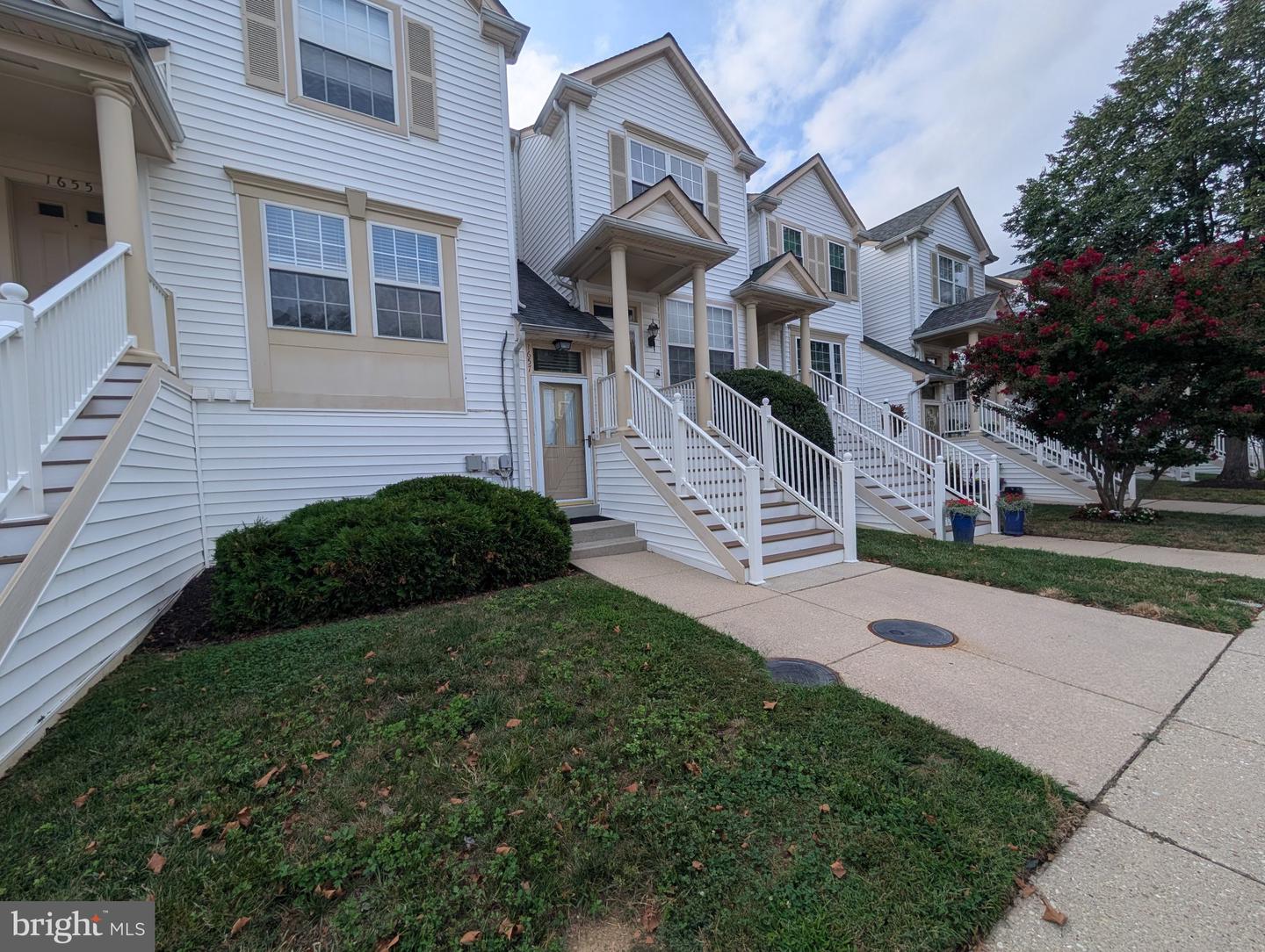 1657 Fallowfield Ct Property Photo 42