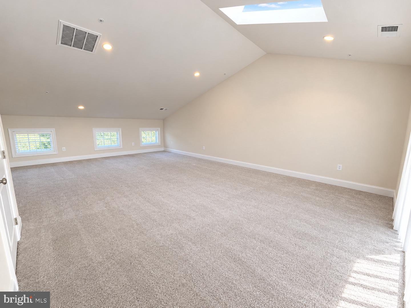 2526 Cherry Tree Rd Property Photo 7