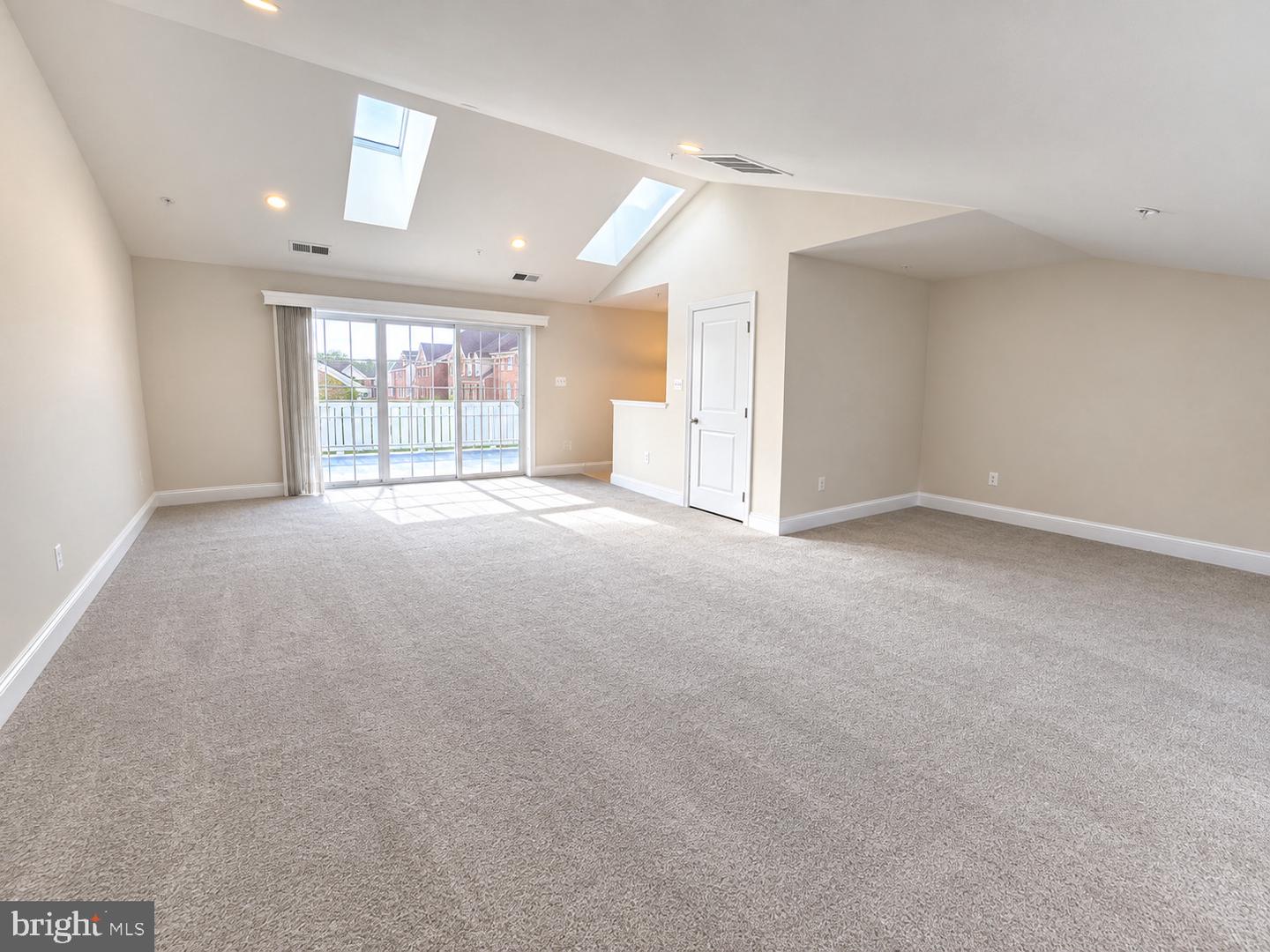 2526 Cherry Tree Rd Property Photo 8