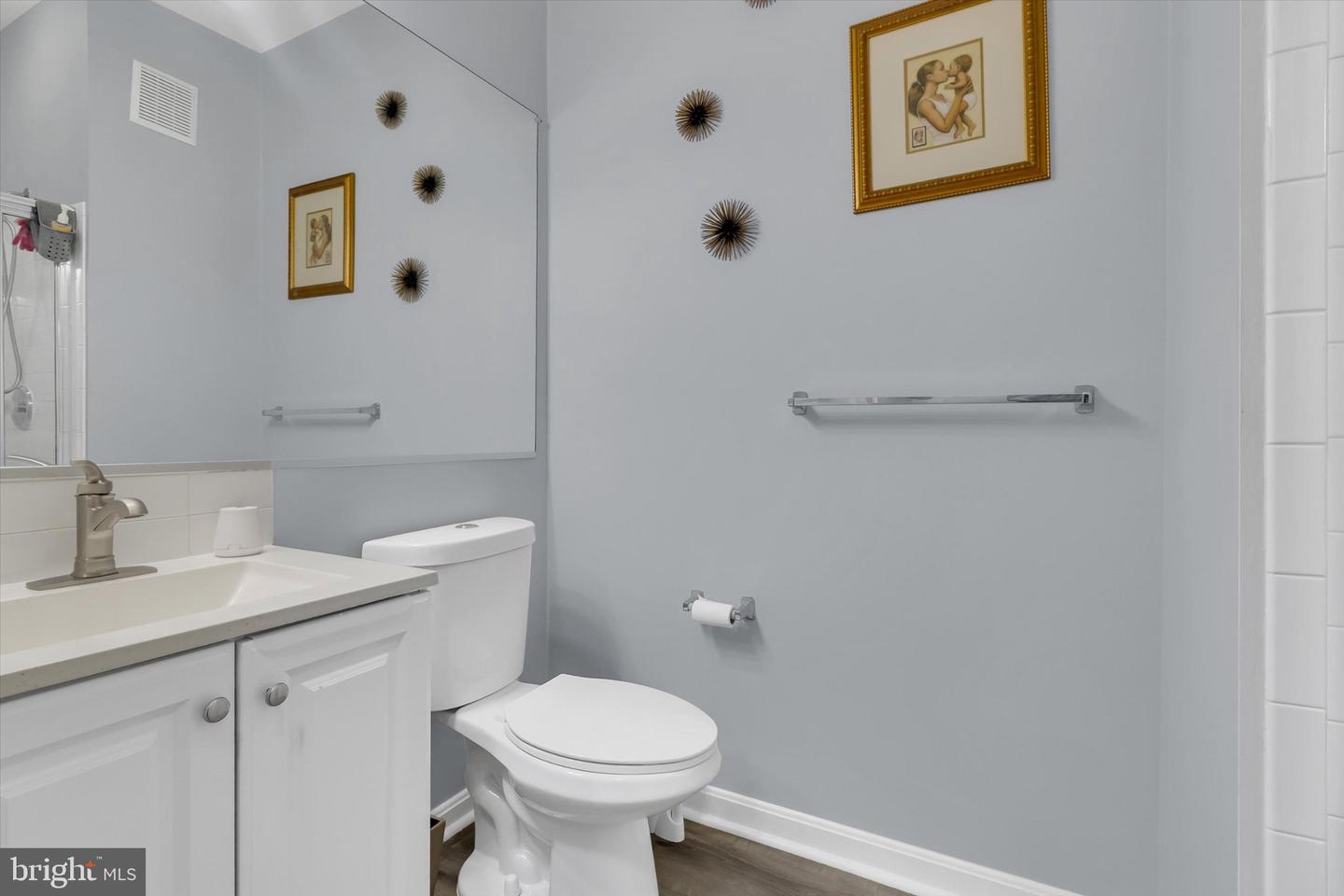 3517 Piney Woods Pl #e102 Property Photo 17