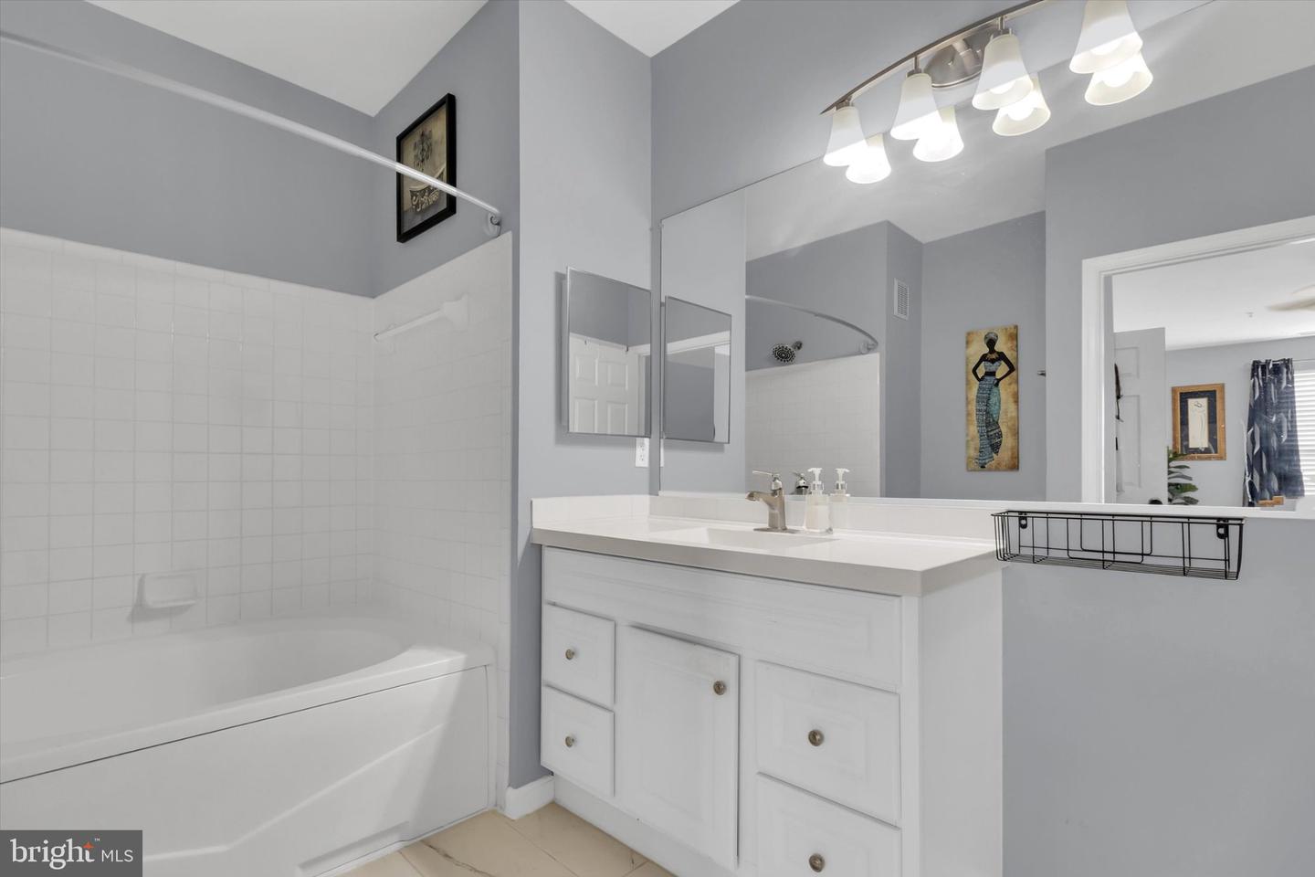 3517 Piney Woods Pl #e102 Property Photo 24