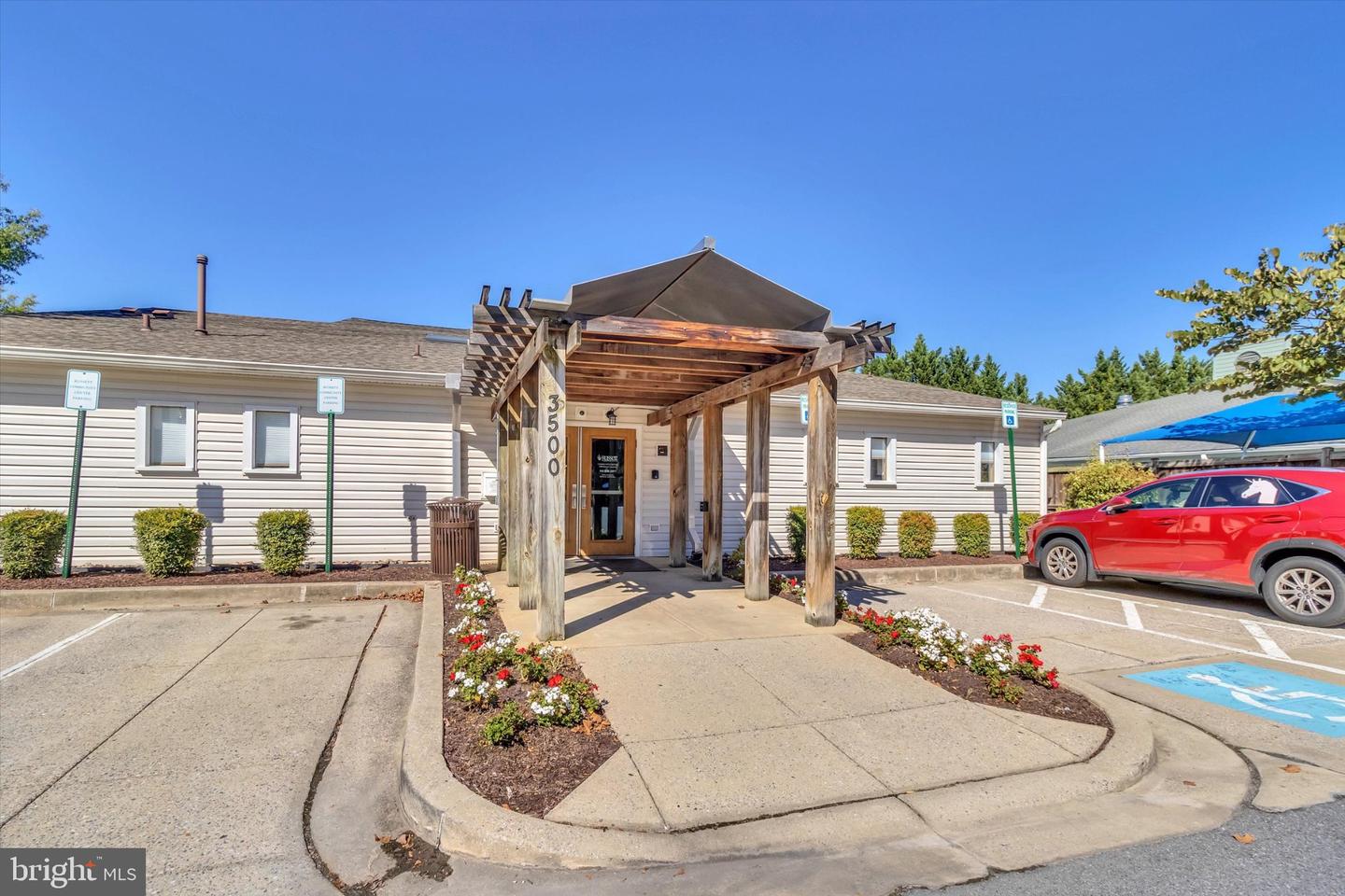 3517 Piney Woods Pl #e102 Property Photo 33