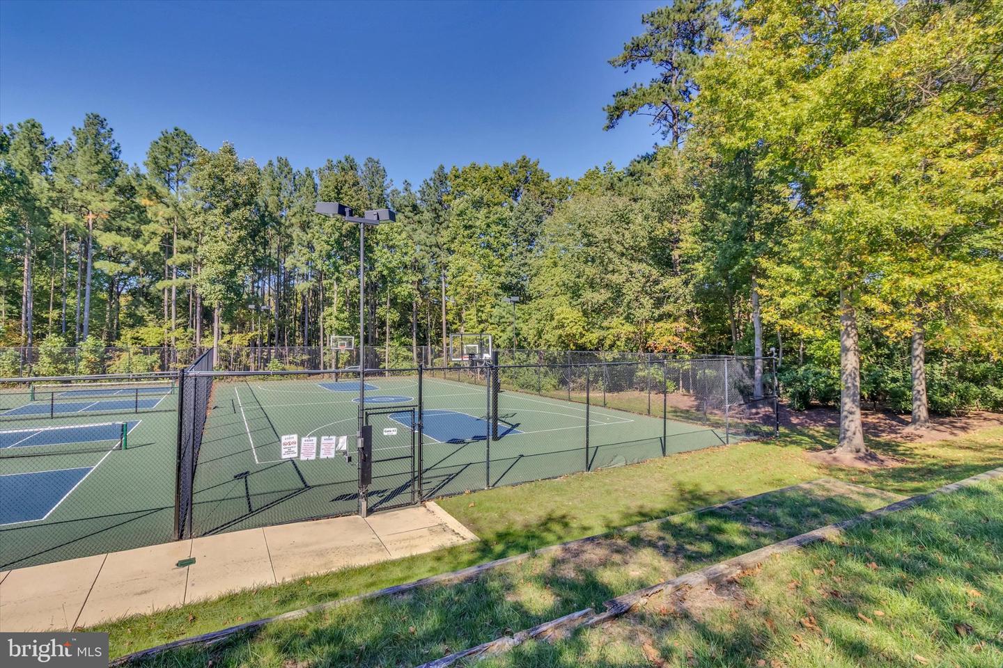 3517 Piney Woods Pl #e102 Property Photo 37