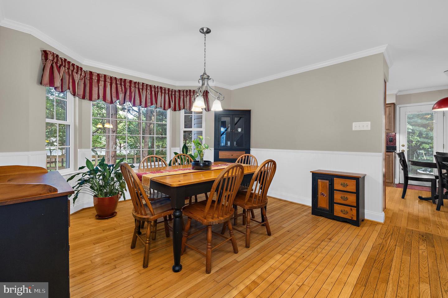 2306 Chapel Hill Blvd Property Photo 8