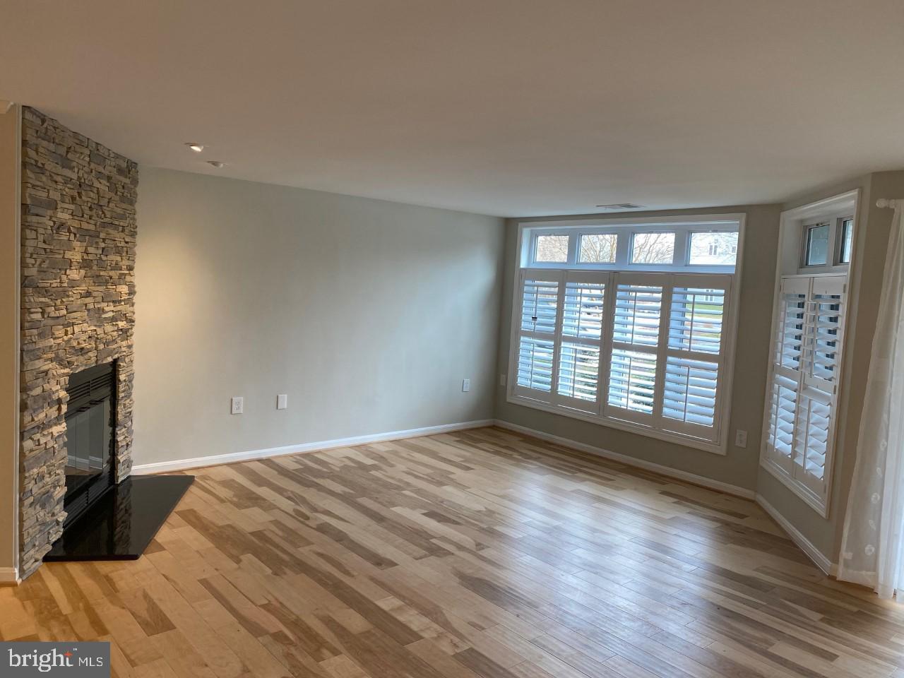 1129 LAKE HERON DR #1A Property Photo 1
