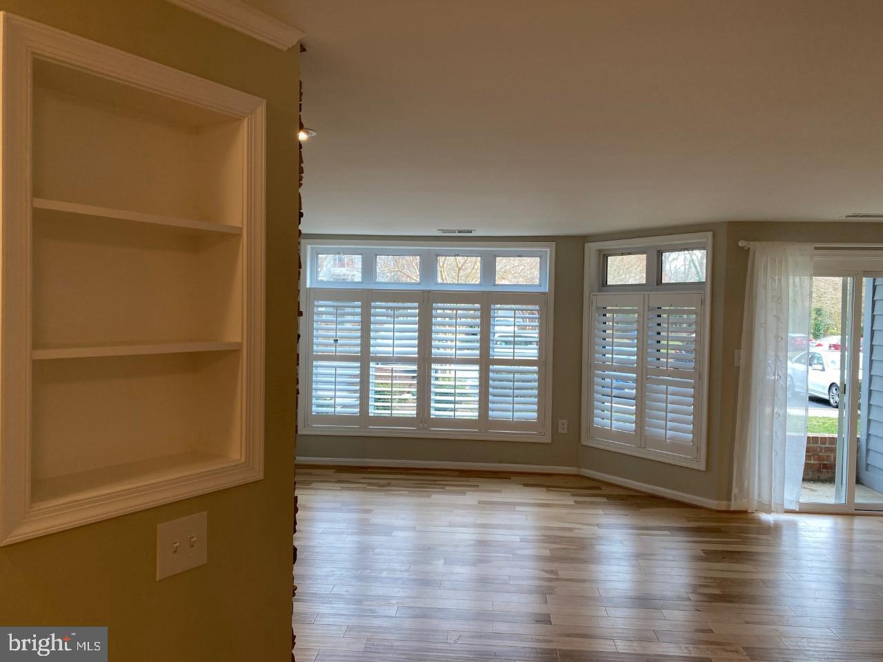 1129 Lake Heron Dr #1a Property Photo 2