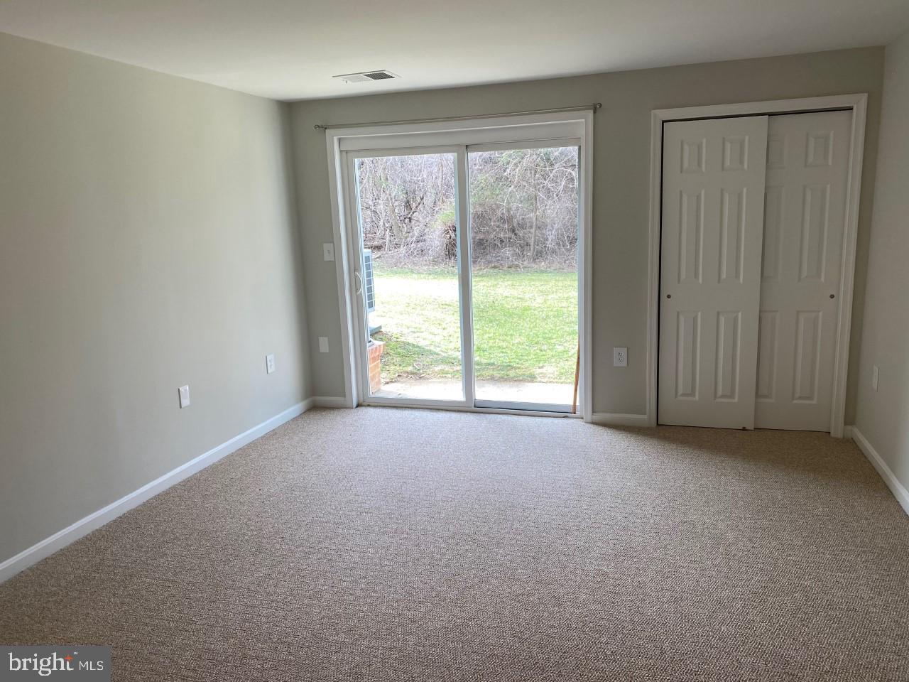 1129 Lake Heron Dr #1a Property Photo 10