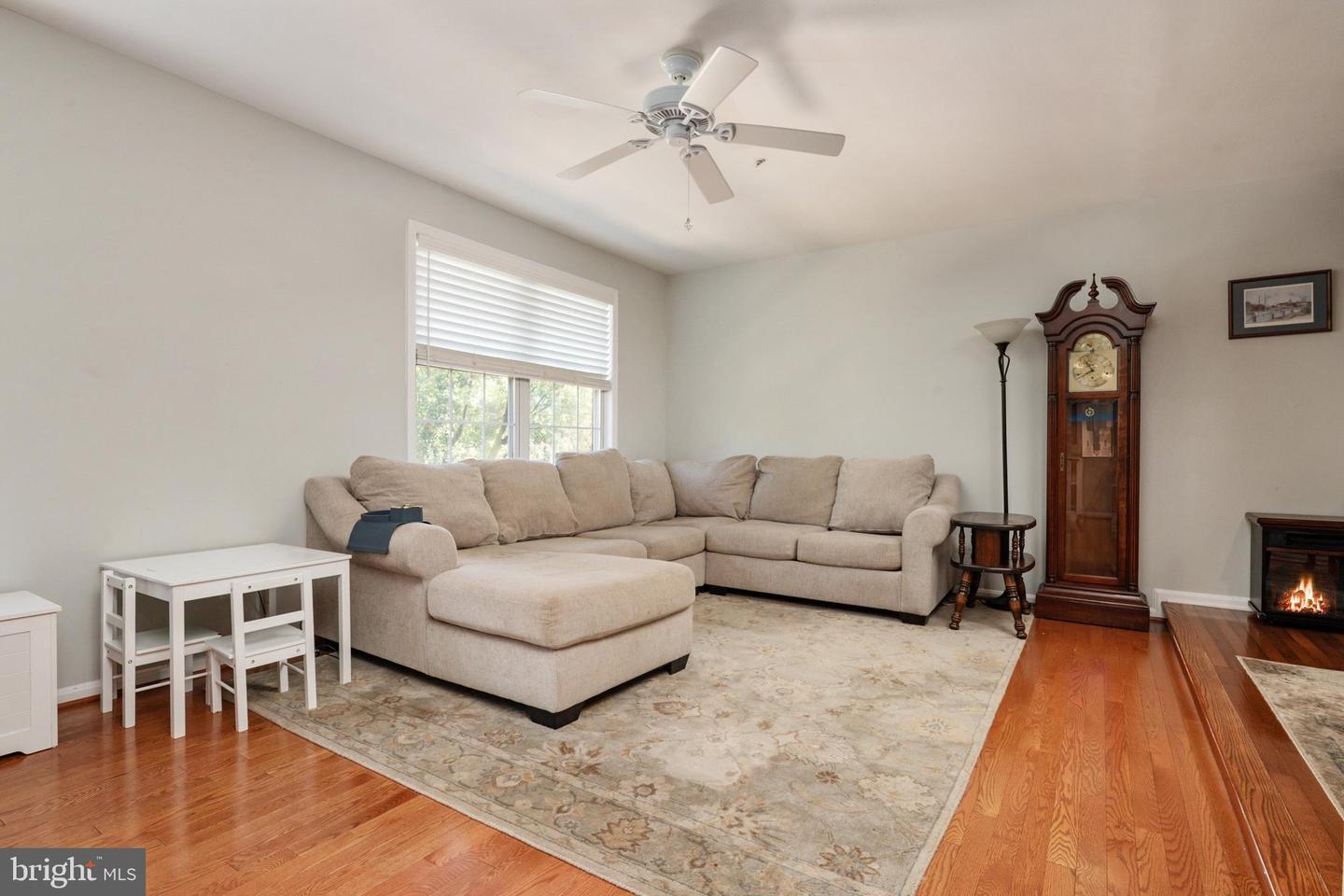 1104 Niblick Ct Property Photo 5