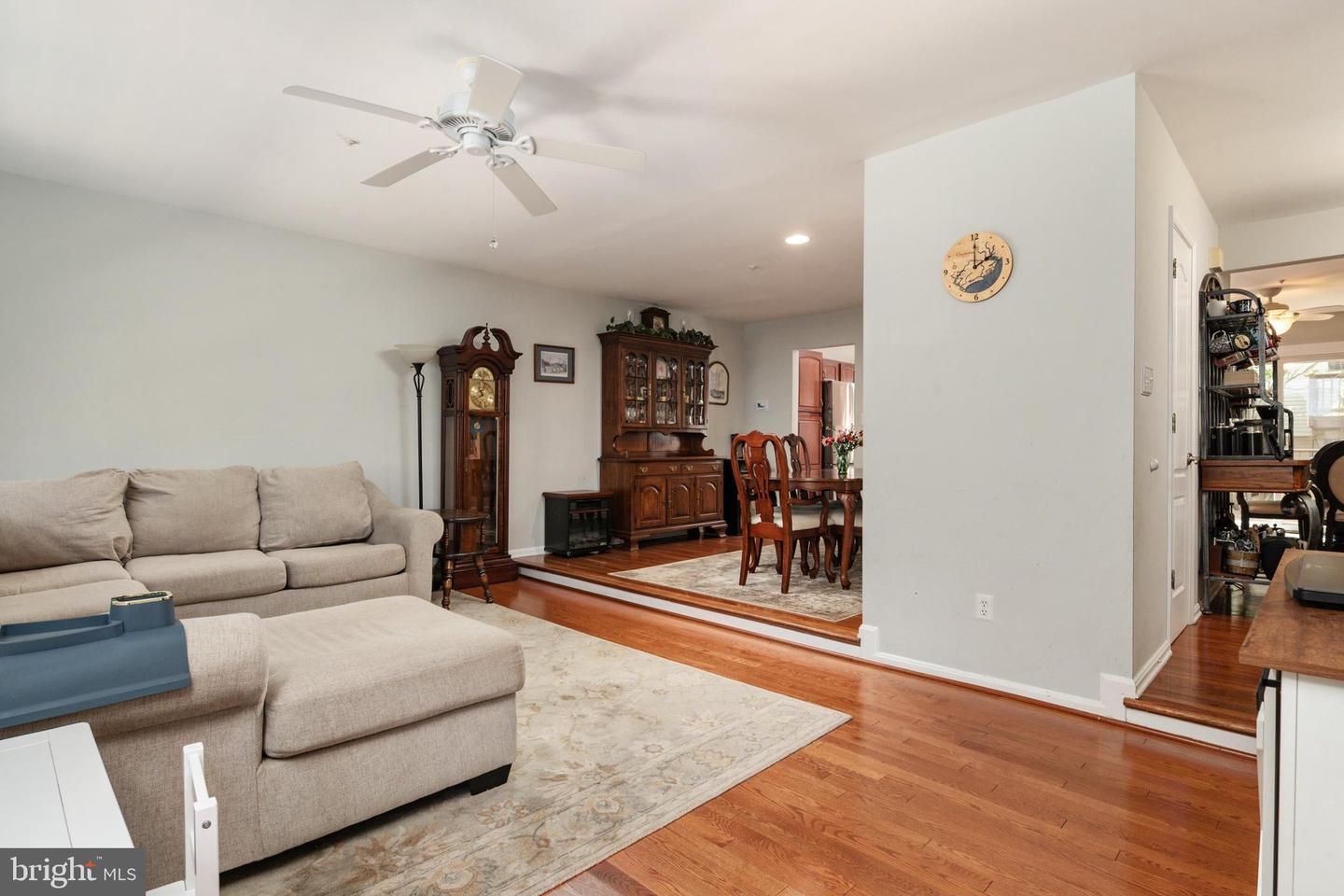 1104 Niblick Ct Property Photo 7