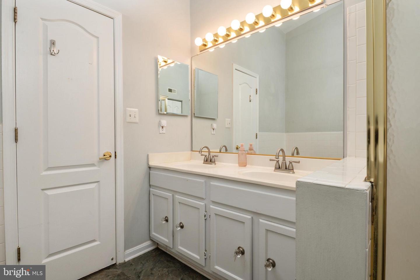 1104 Niblick Ct Property Photo 21