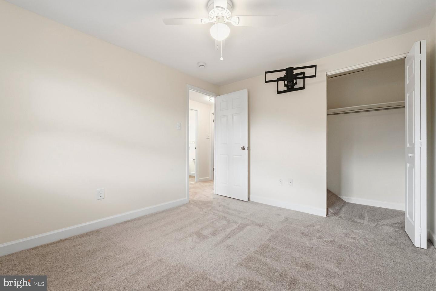 8632 Houlton Harbour Property Photo 17