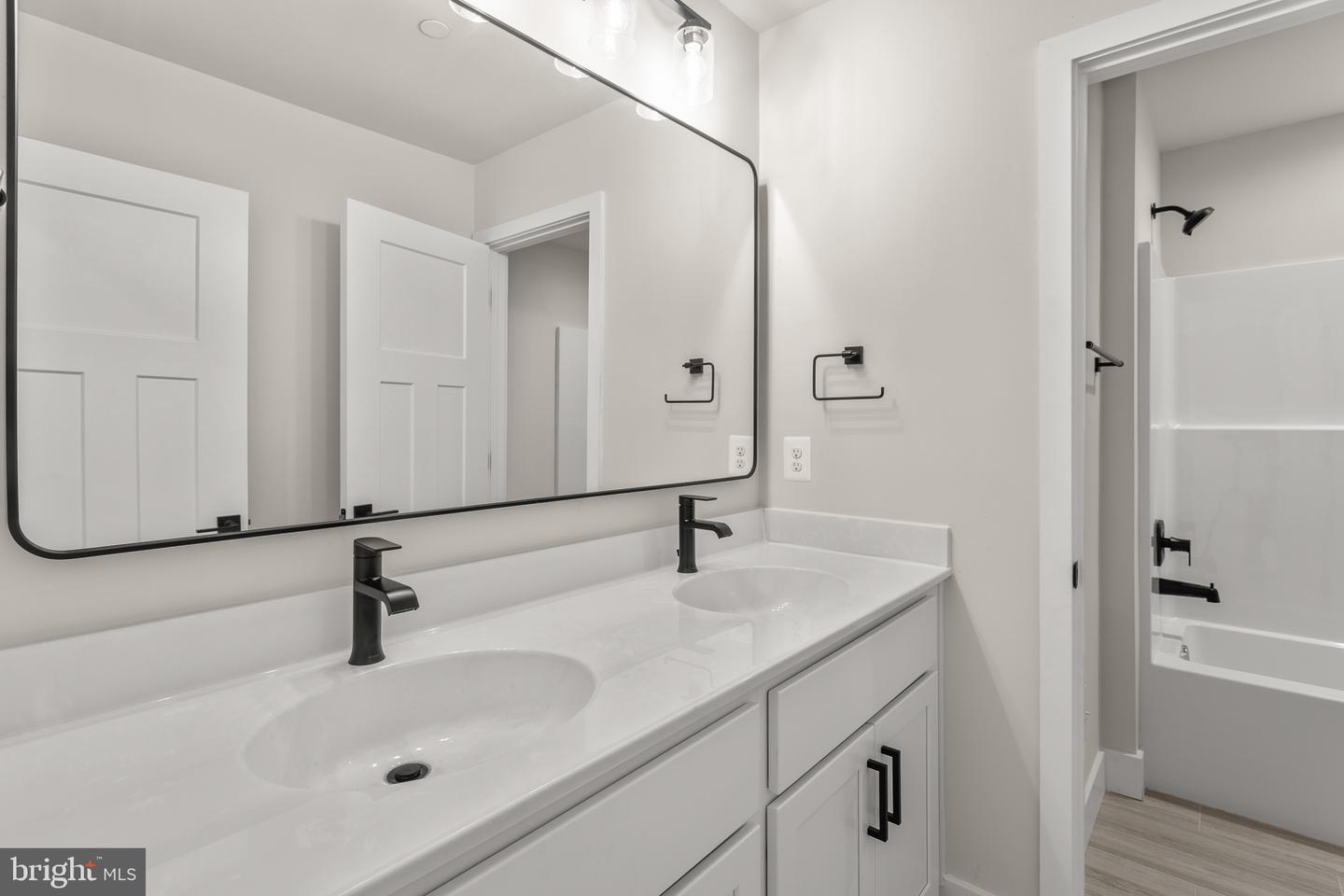 3734 3rd Ave Property Photo 63