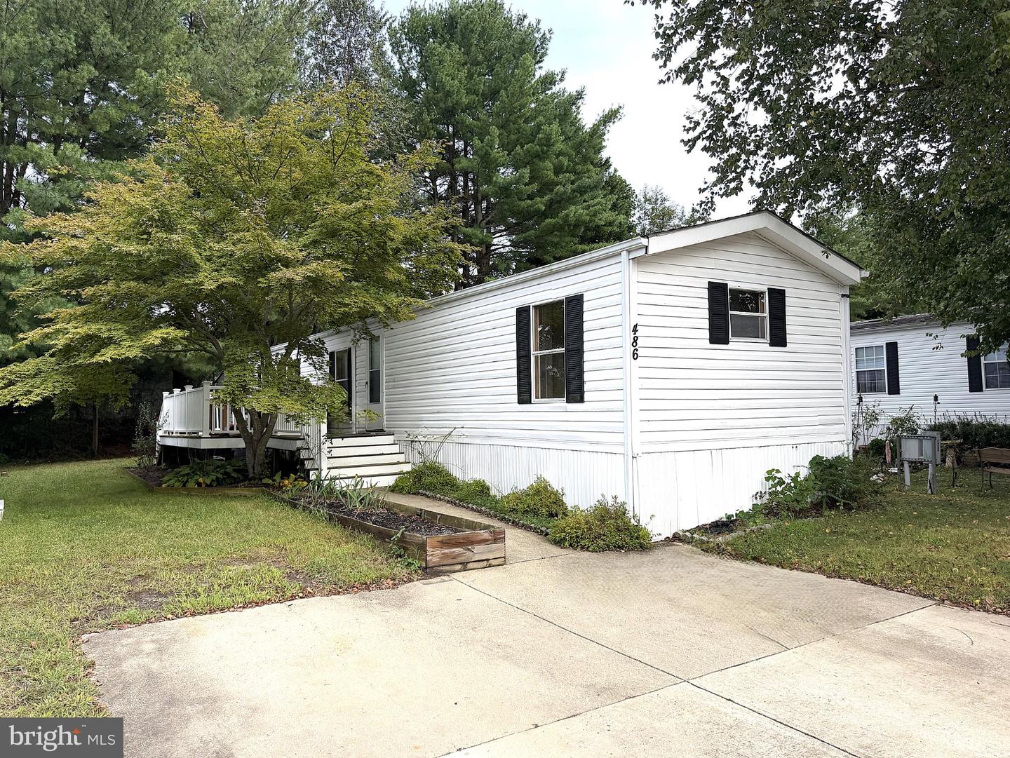 486 Keith Rd Property Photo 1