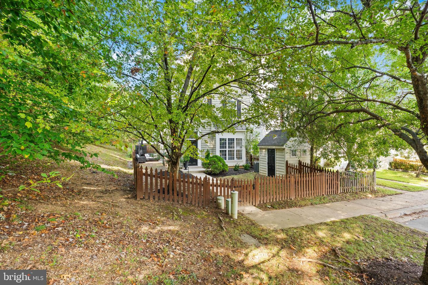 800 Estuary Dr Property Photo 2