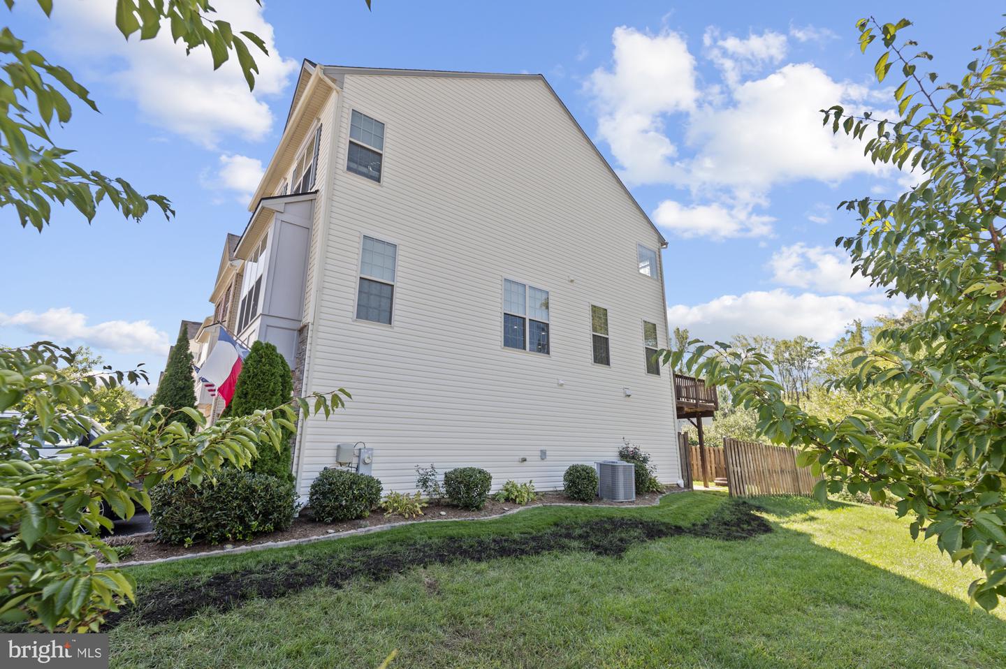 903 Whitstable Blvd Property Photo 49