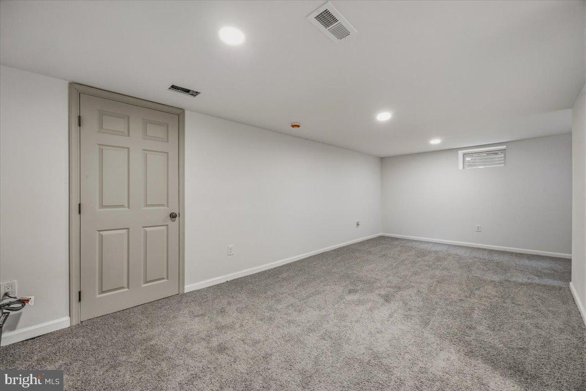 714 E Pasadena Rd Property Photo 26