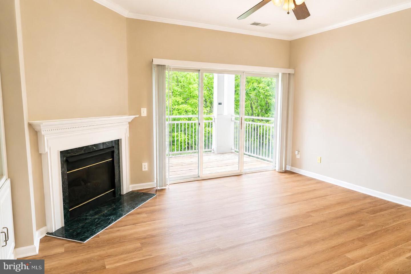 3521 Piney Woods Pl #f203 Property Photo 4