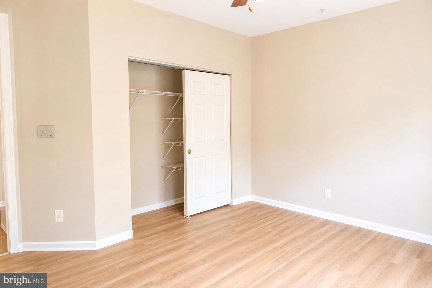 3521 Piney Woods Pl #f203 Property Photo 11