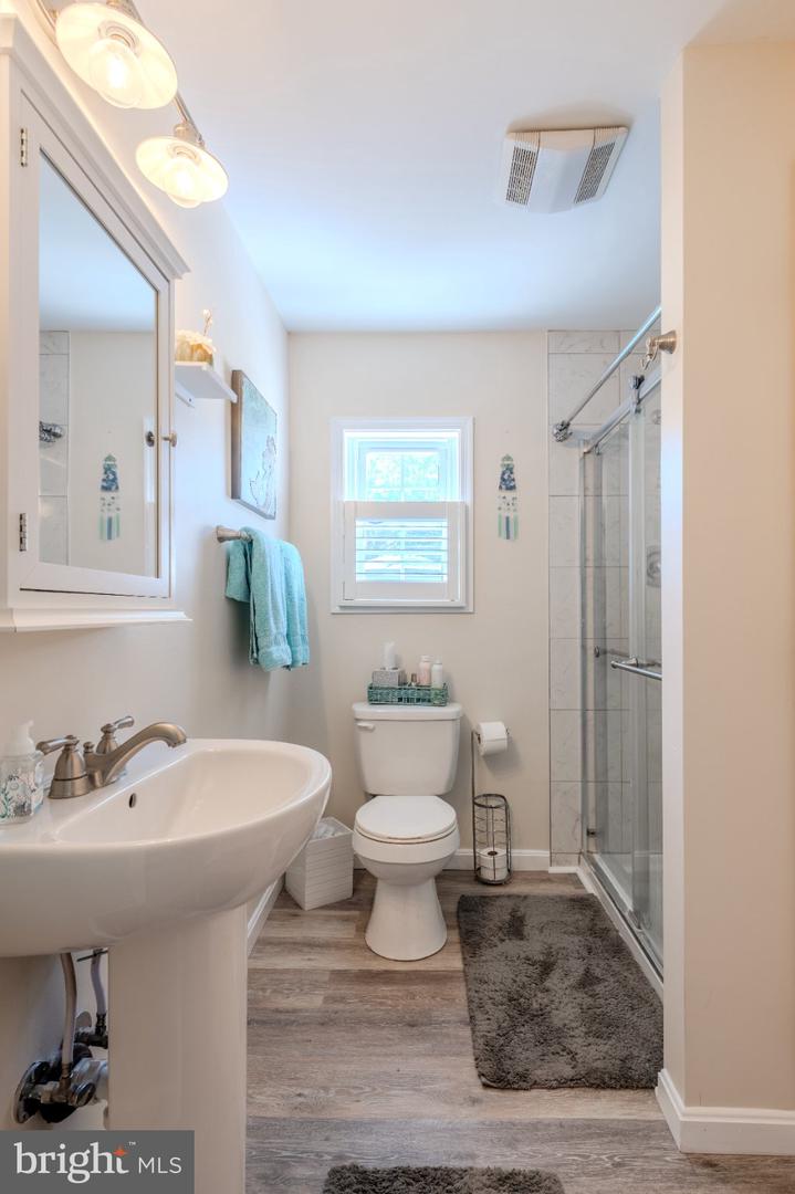 613 Charles Ave Property Photo 14