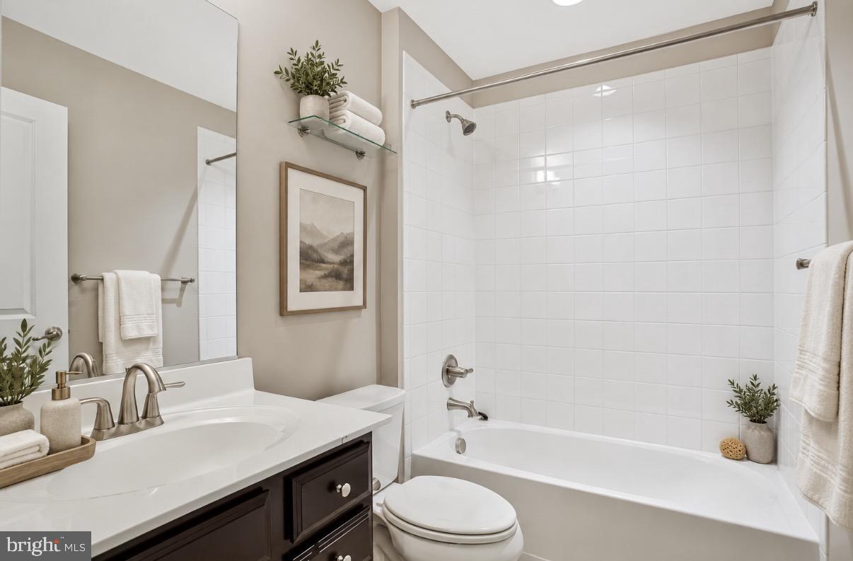 148 Merrimack Way Property Photo 30