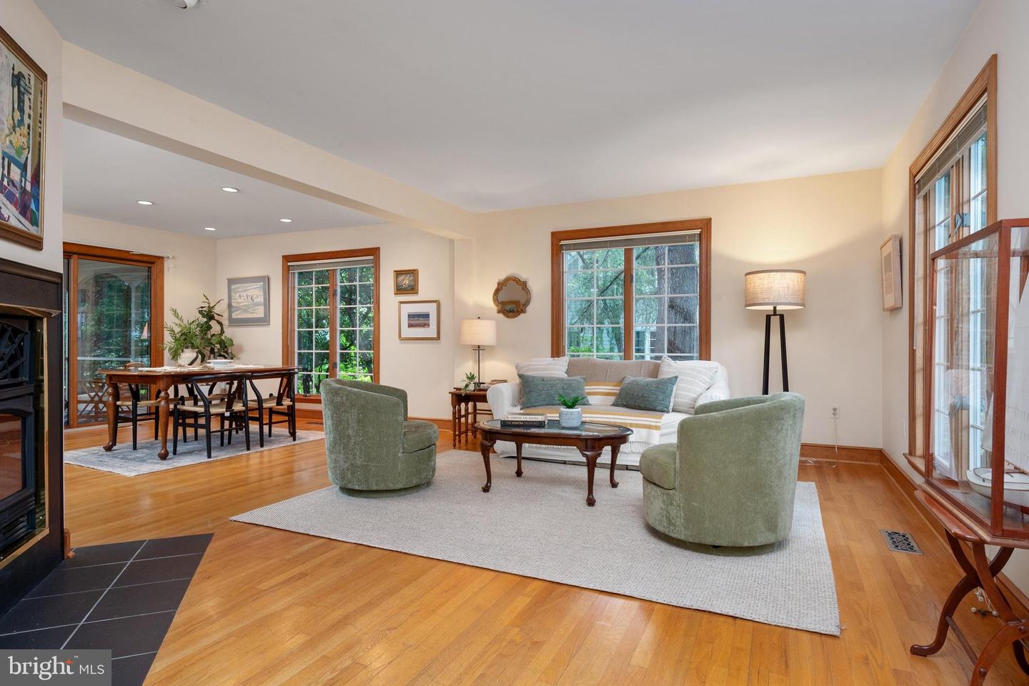 9 Hull Ave Property Photo 11