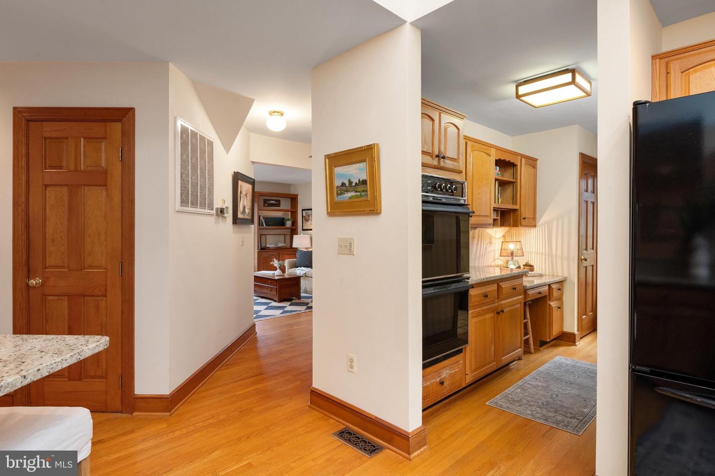 9 Hull Ave Property Photo 23