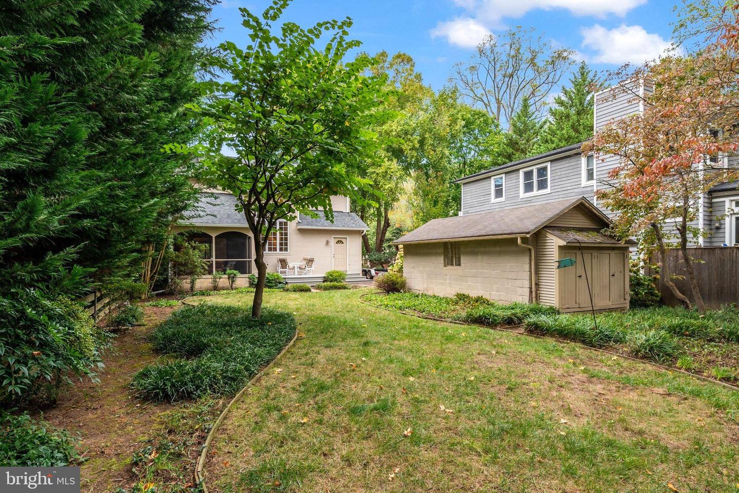 9 Hull Ave Property Photo 34