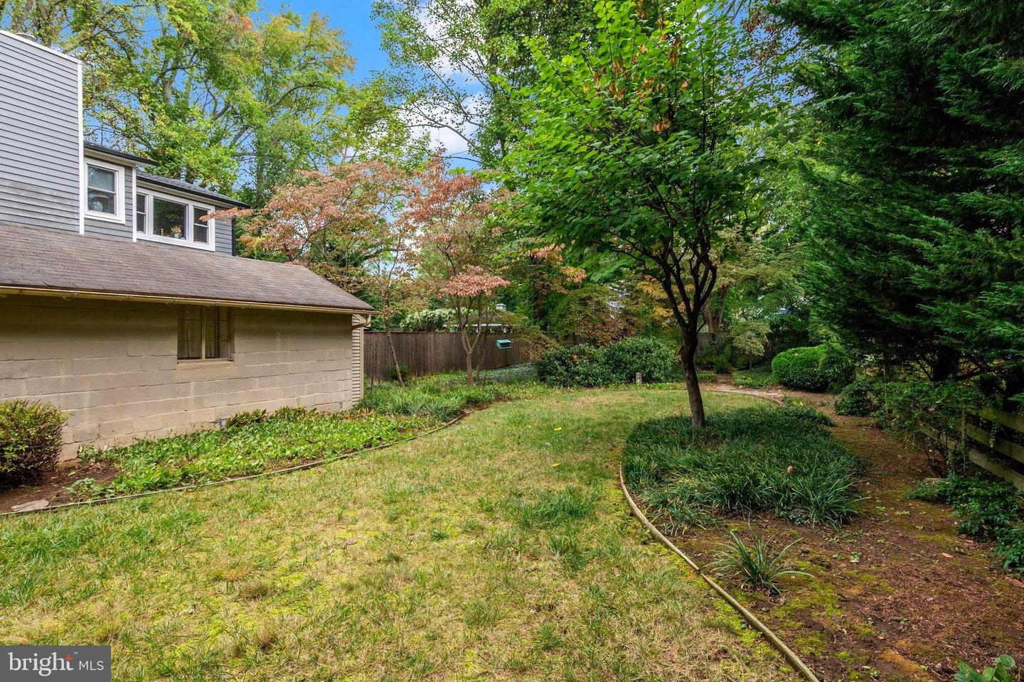 9 Hull Ave Property Photo 35