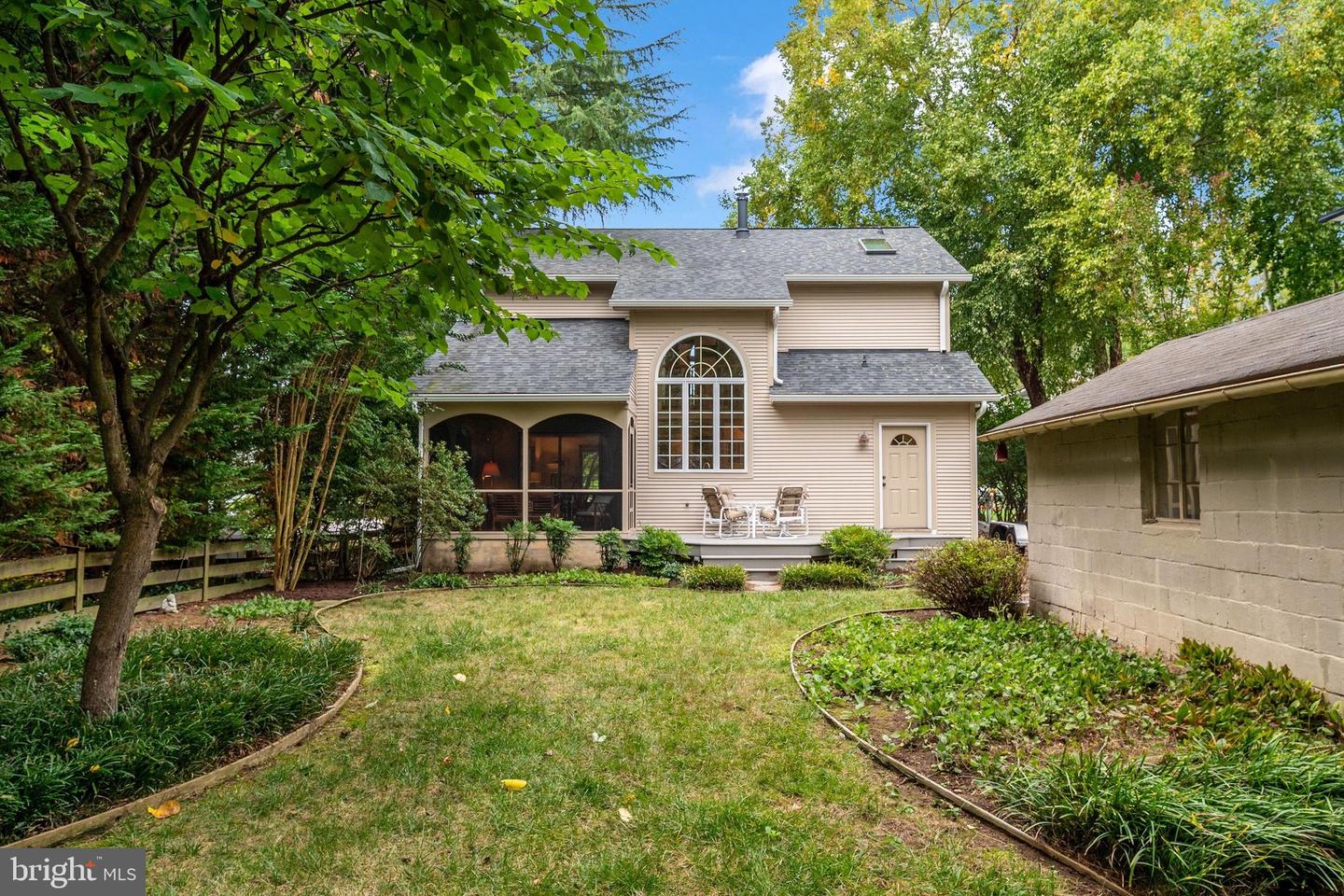 9 Hull Ave Property Photo 36