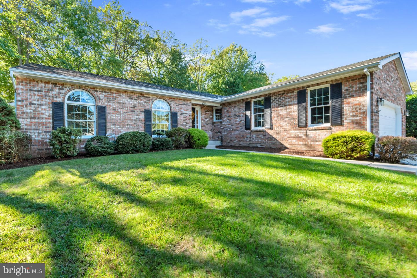 2548 MISSION HILLS CT Property Photo 1