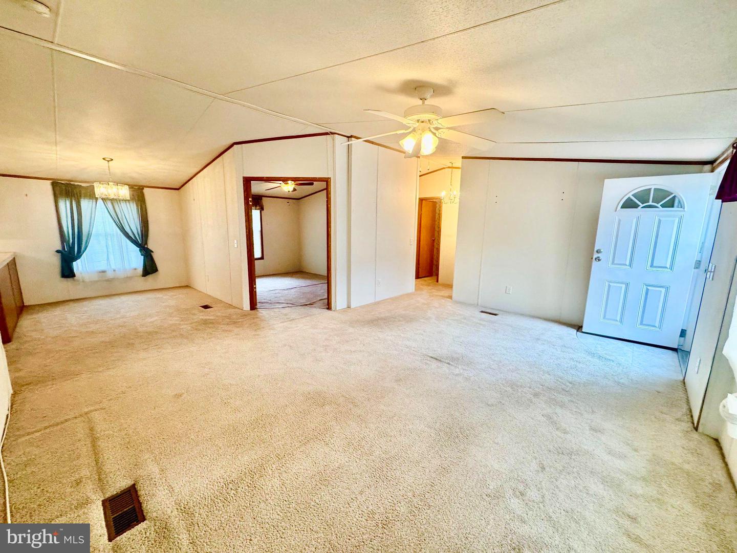 75 Edward Ln Property Photo 5