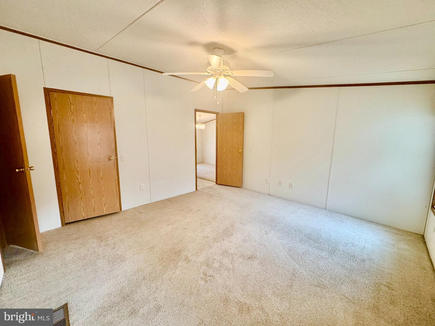 75 Edward Ln Property Photo 16
