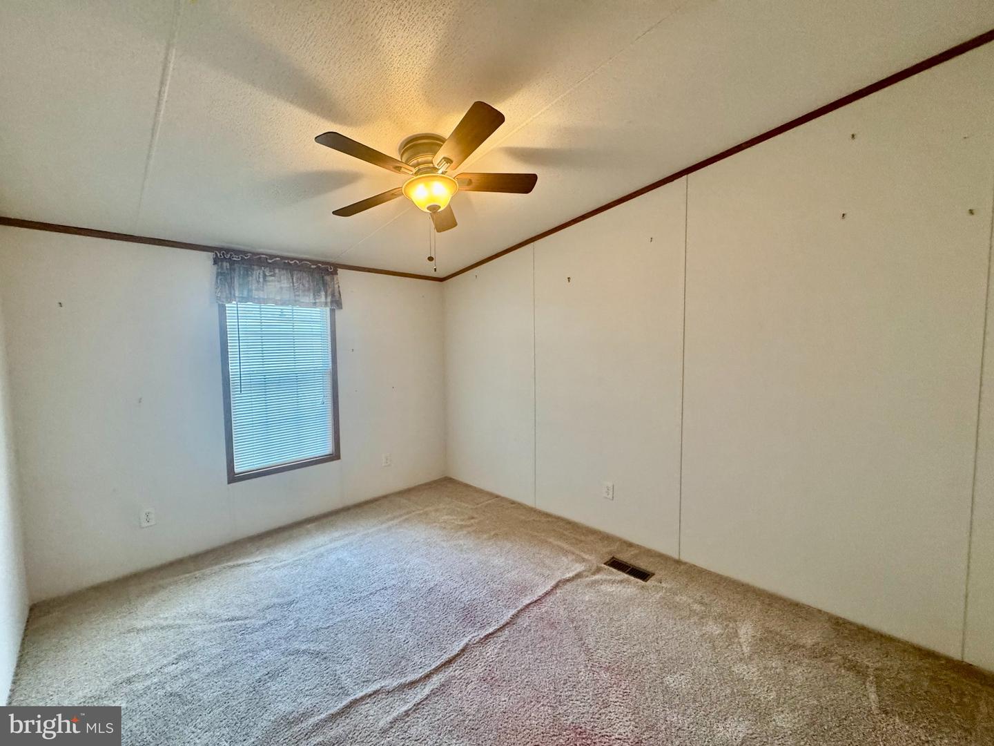 75 Edward Ln Property Photo 23