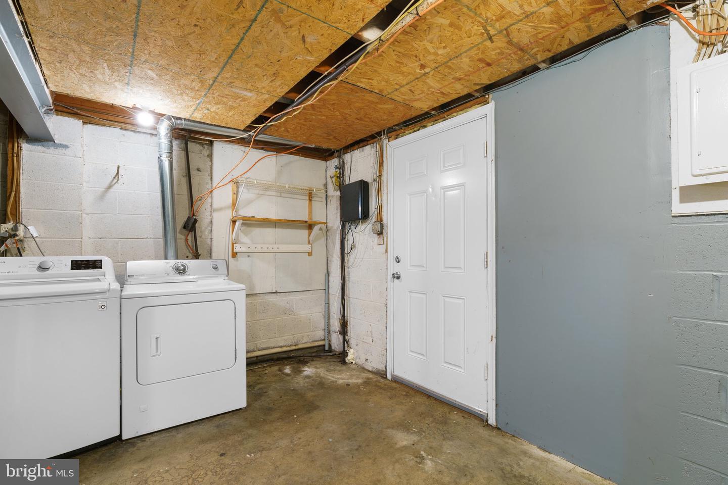 8247 Parham Ct Property Photo 42