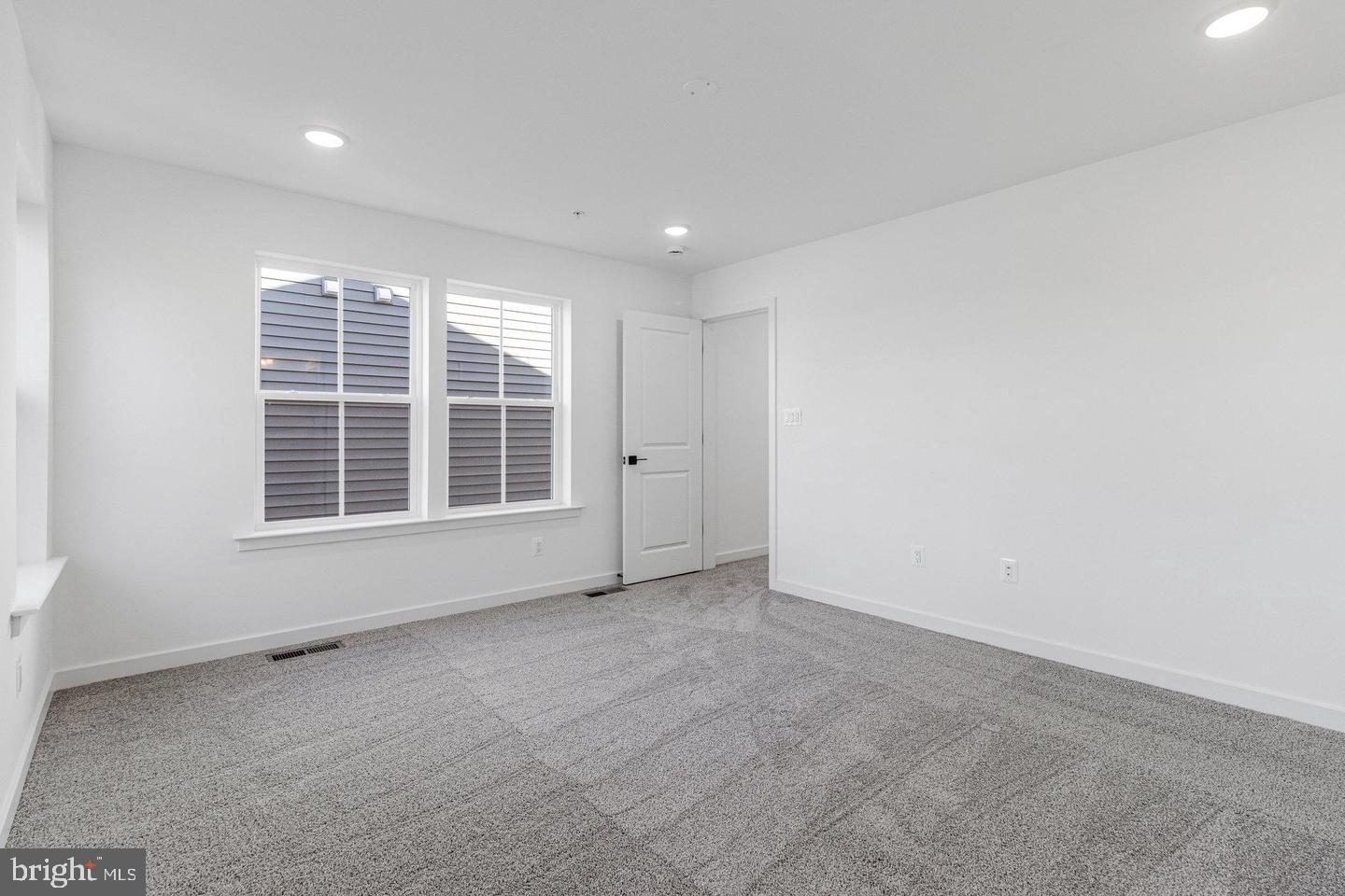 5722 Howard Dr Property Photo 19