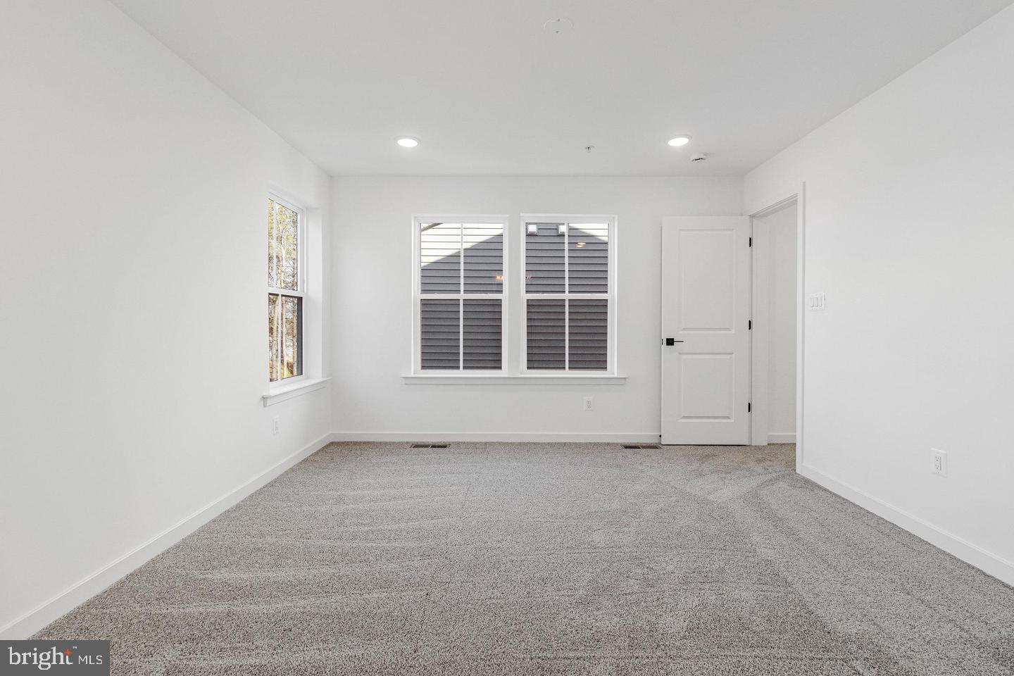 5722 Howard Dr Property Photo 21
