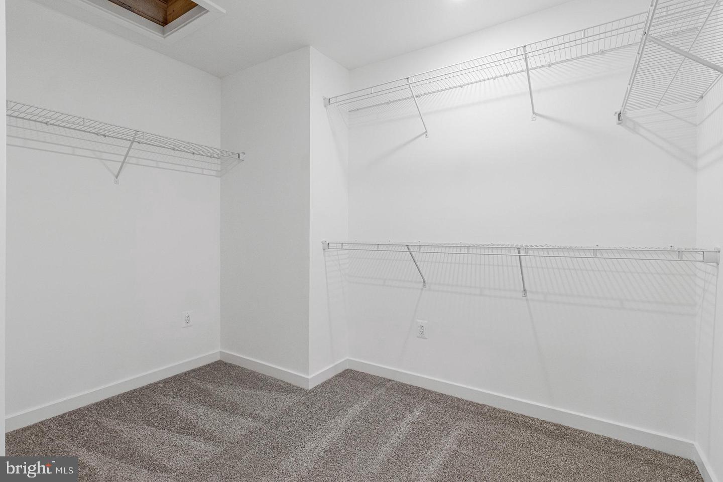 5722 Howard Dr Property Photo 29