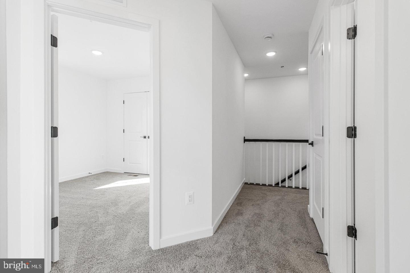 5722 Howard Dr Property Photo 45