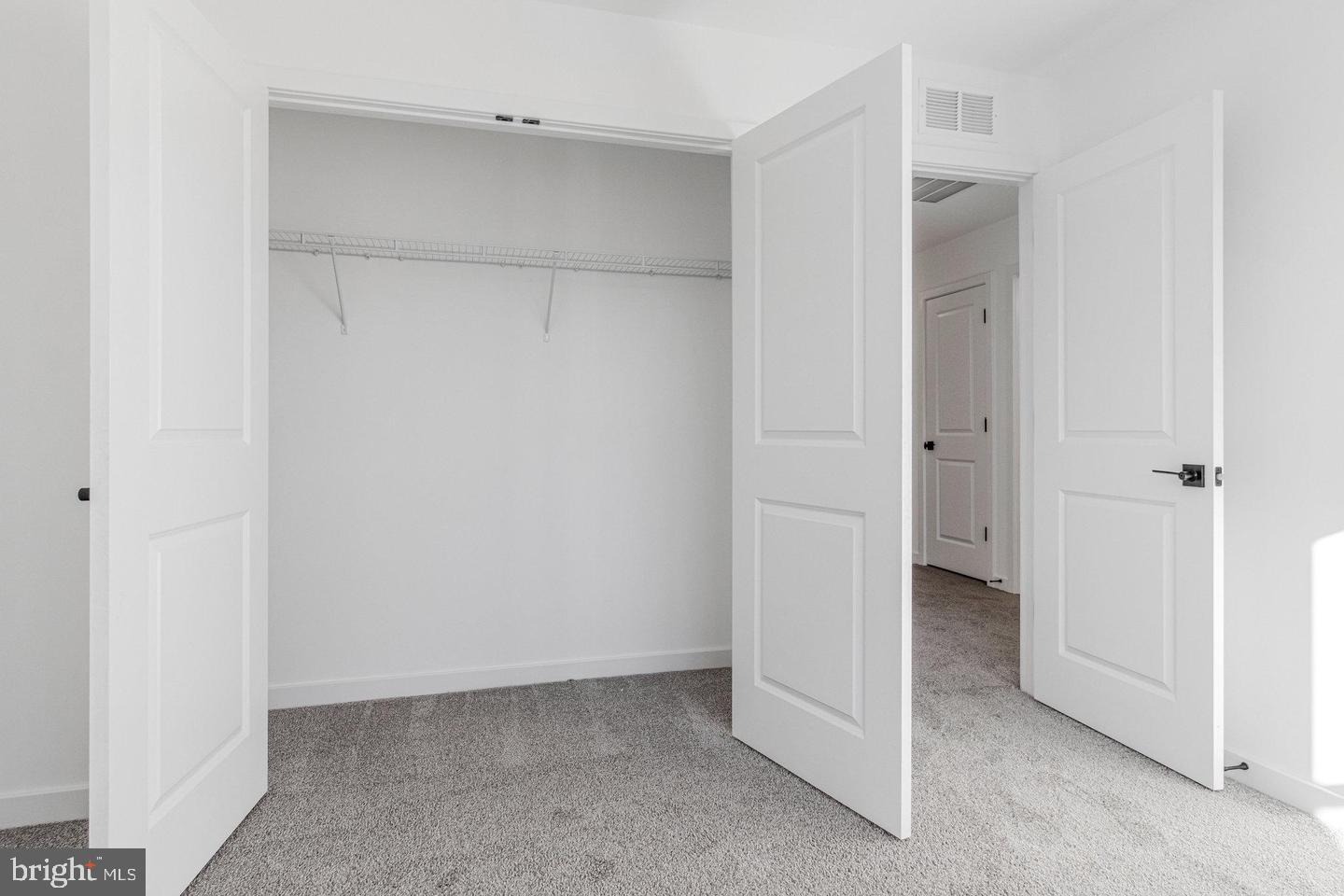5722 Howard Dr Property Photo 54