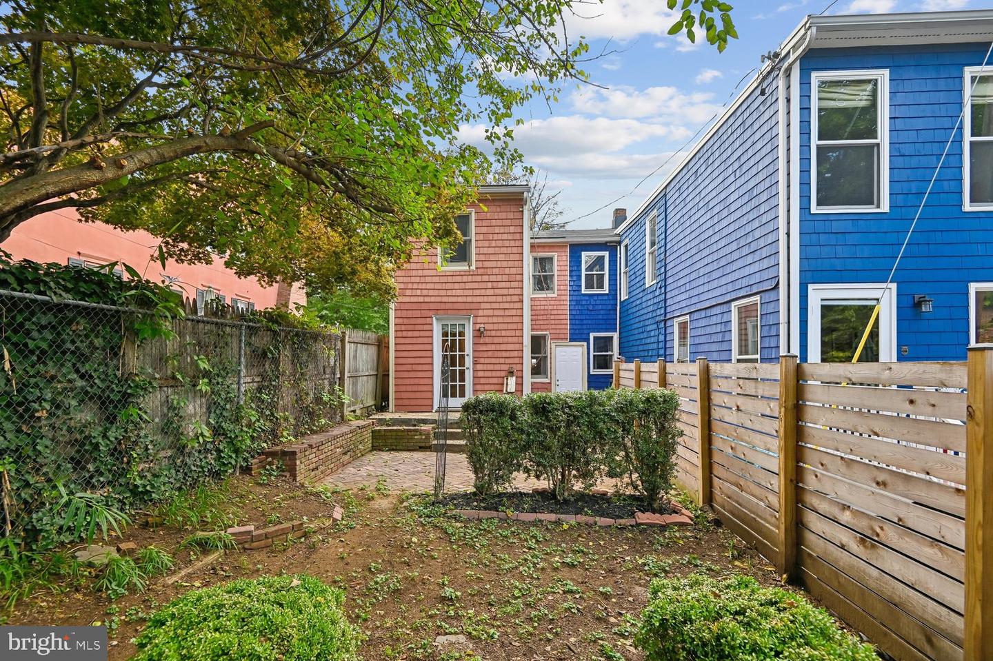 19 Dean St Property Photo 27