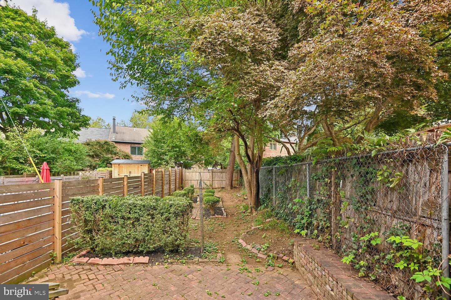 19 Dean St Property Photo 29