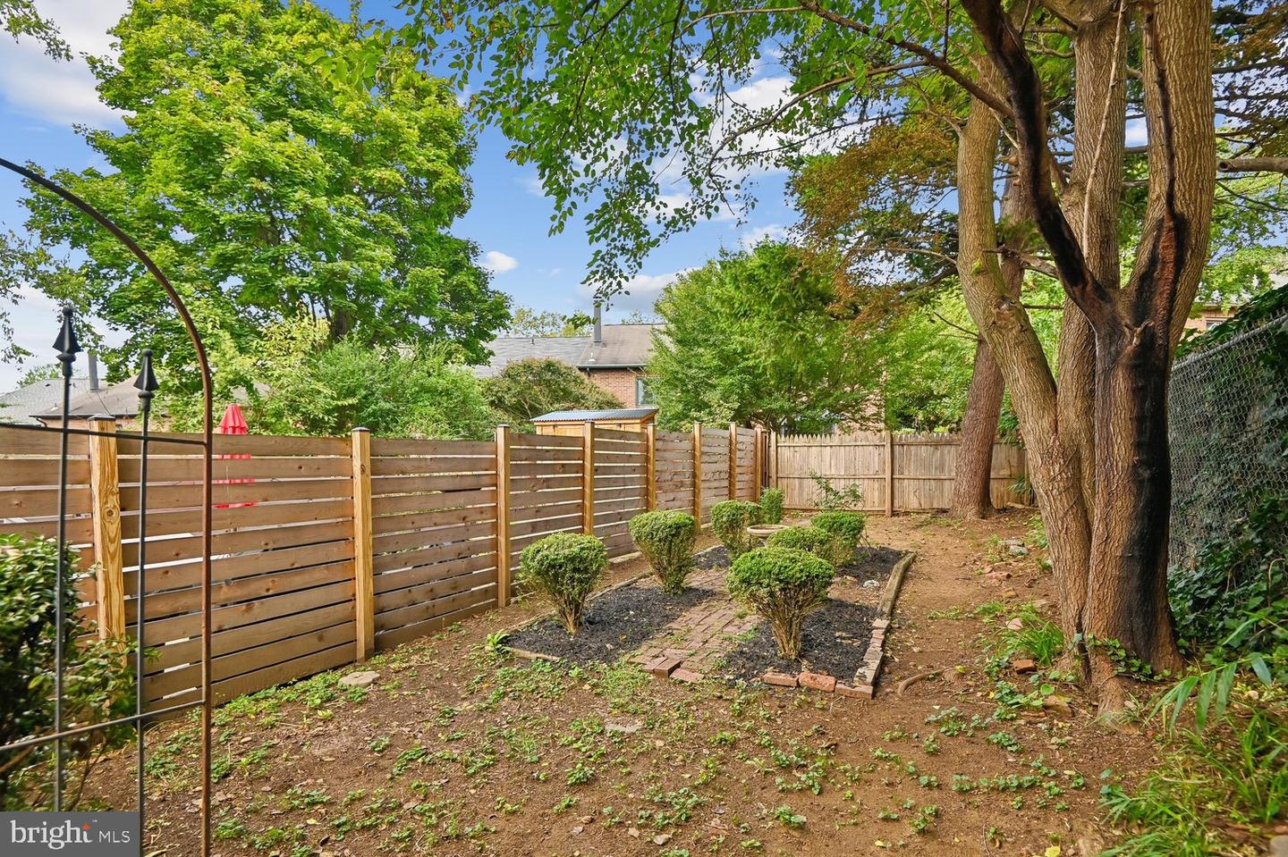 19 Dean St Property Photo 30