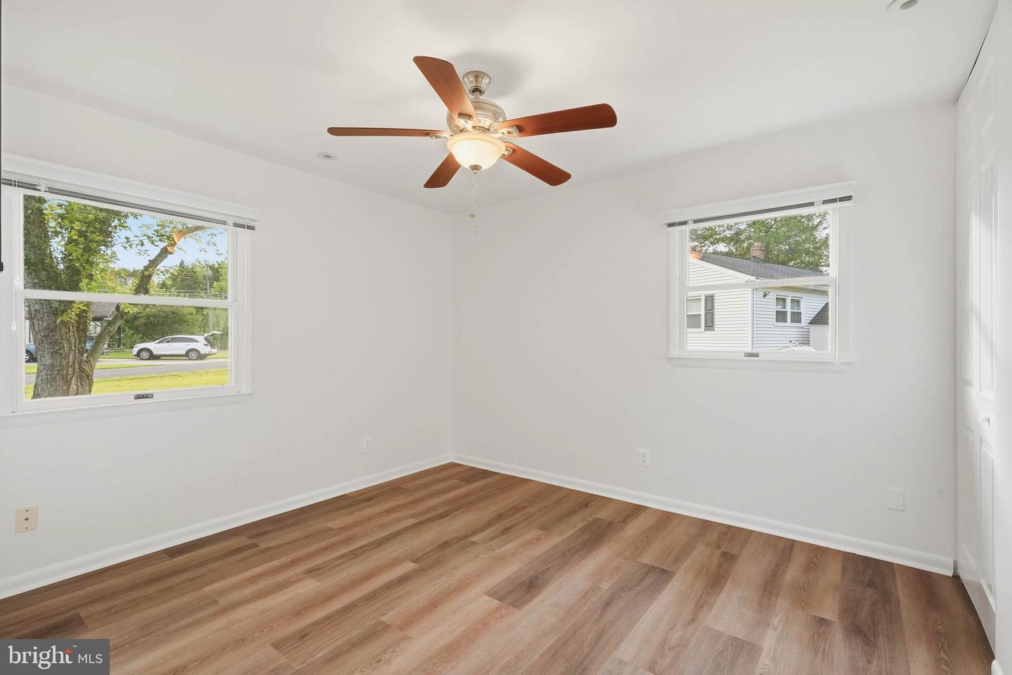 201 Cedar Ln Property Photo 20
