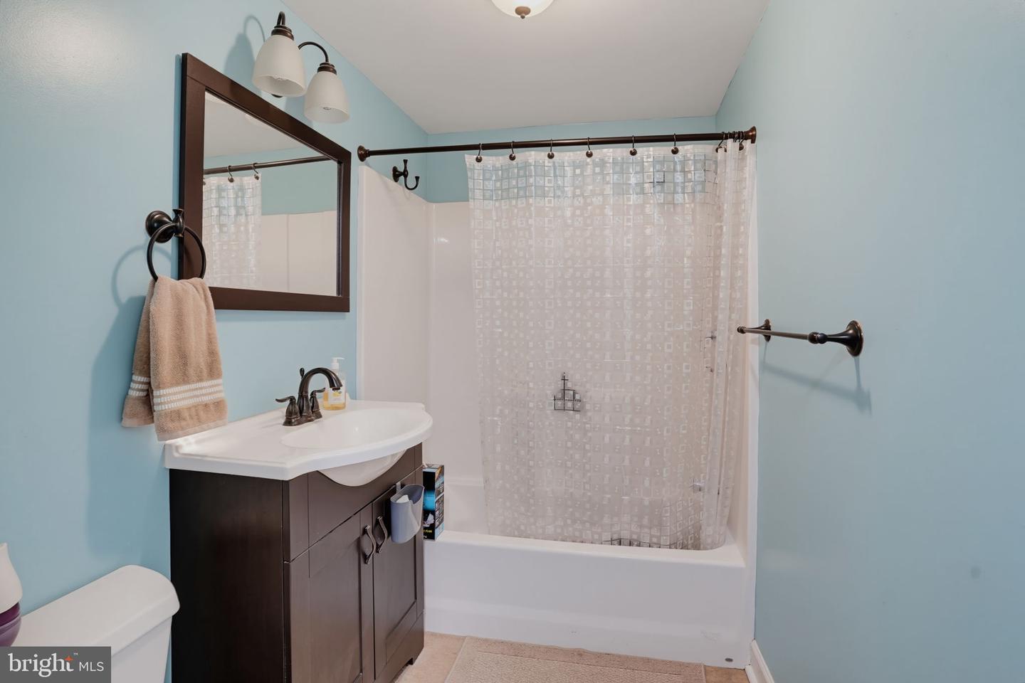 6400 Meadowlark Dr Property Photo 38
